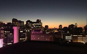 Tindy'S City Pad